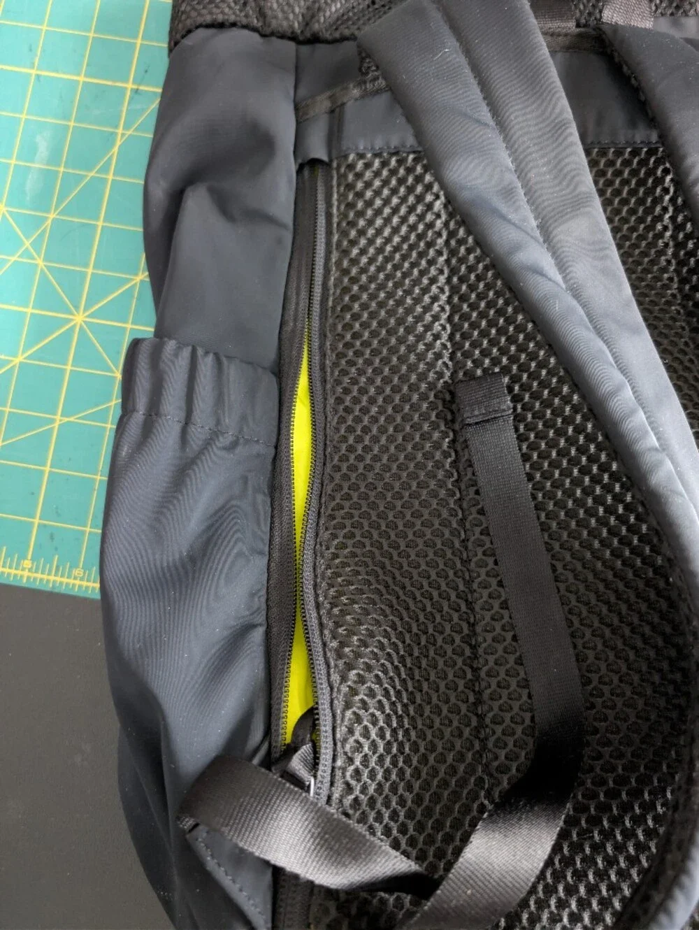 N/A stylish black